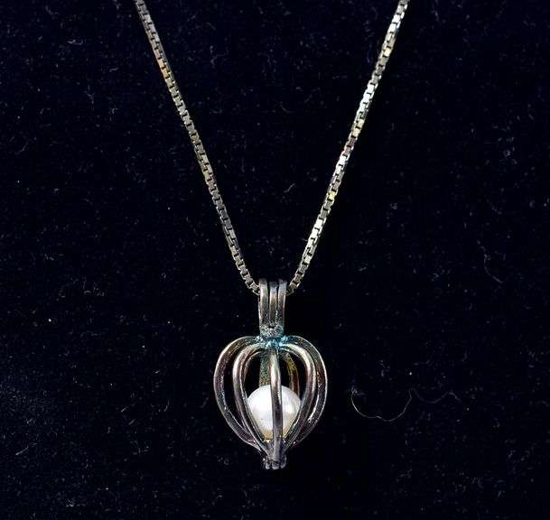 Heart Cage Pearl Necklace in Sterling Silver 4.7grams 18inch