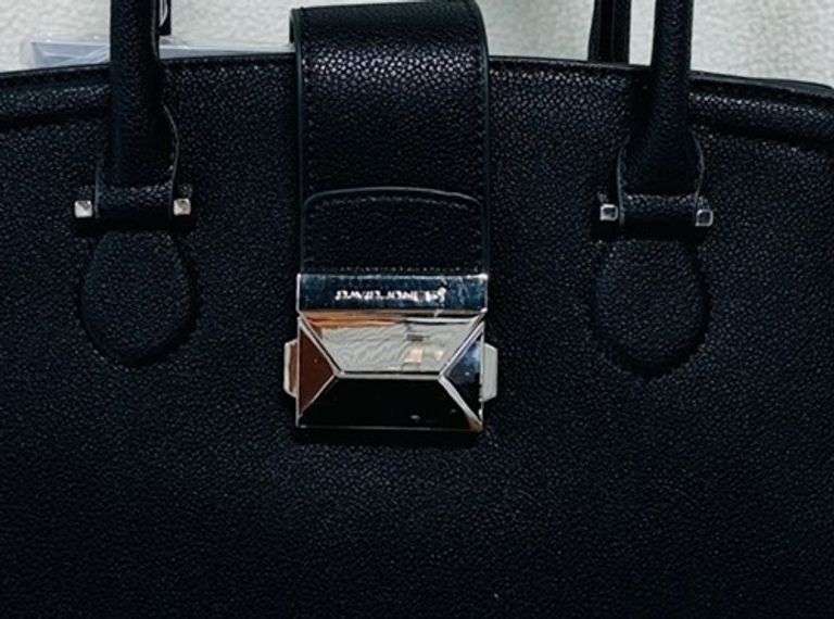 New Style Hand Bag by David Jones-Paris