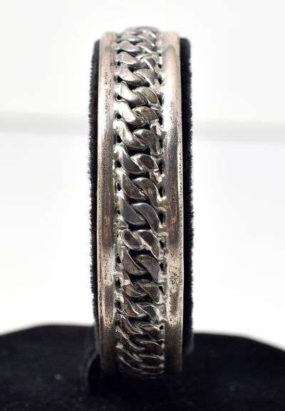 Chain Designed Bangle Bracelet in Sterling Silver 36.8 grams.