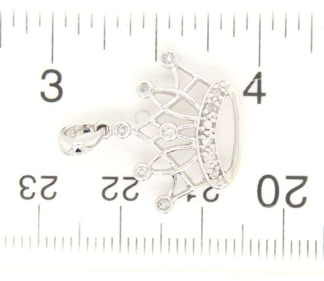 10kt White gold crown pendant