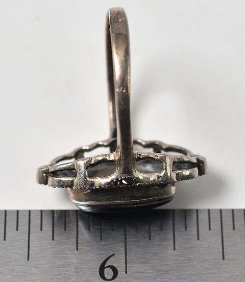 Onyx Ring with Accent Gems in Sterling Silver 4.5grams Size 8 1/4