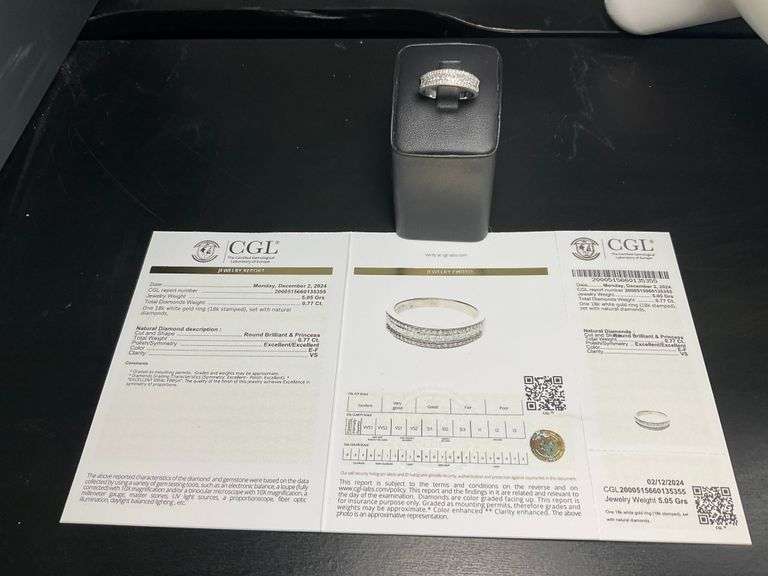 CERTIFIED BRAND NEW 18K WHITE GOLD DIAMOND BAND