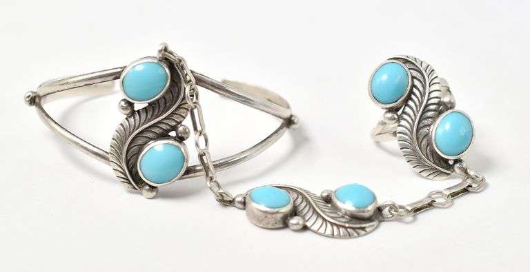 Feather Cuff and Ring Joint Set with Blue Stones in Sterling Silver 25.7grams Ring Size 7.5