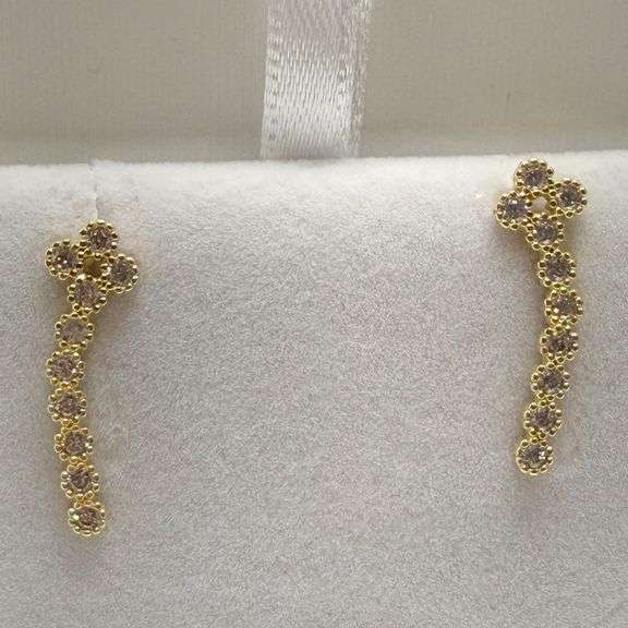 PHOTOS NEEDED 14kt Solid Yellow Gold & Diamond Earrings