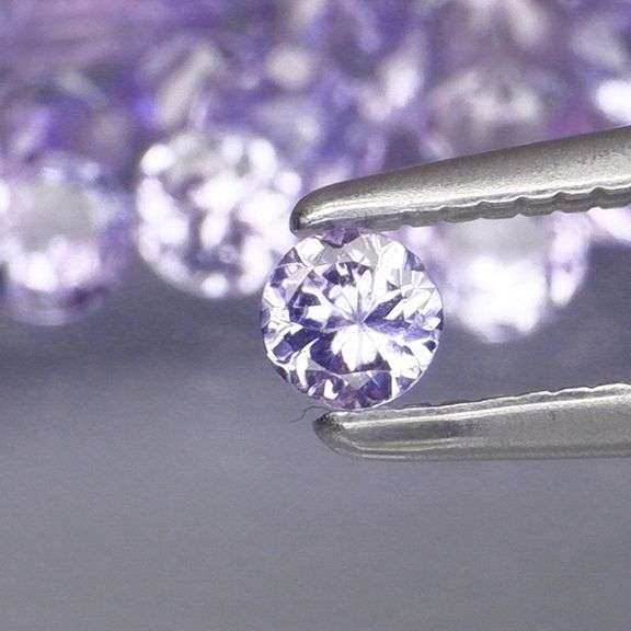 Vibrant and lively 3.67ct set of untreated Tanzanite!
