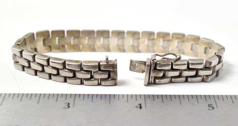 Link Chain Bracelet in Sterling Silver 20.1grams