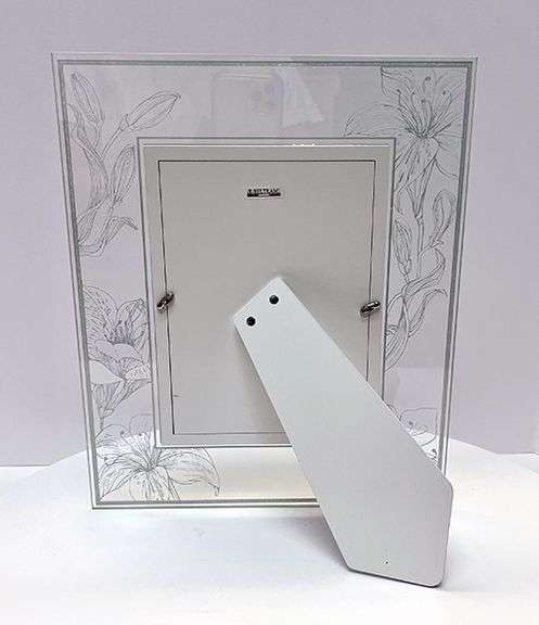Beltrami Italian Silver-Plated Easel Photo Frame – Timeless Luxury Décor