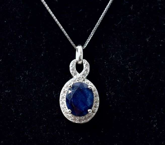 Genuine Stone Sapphire Necklace in Sterling Silver 5.7grams 18inch