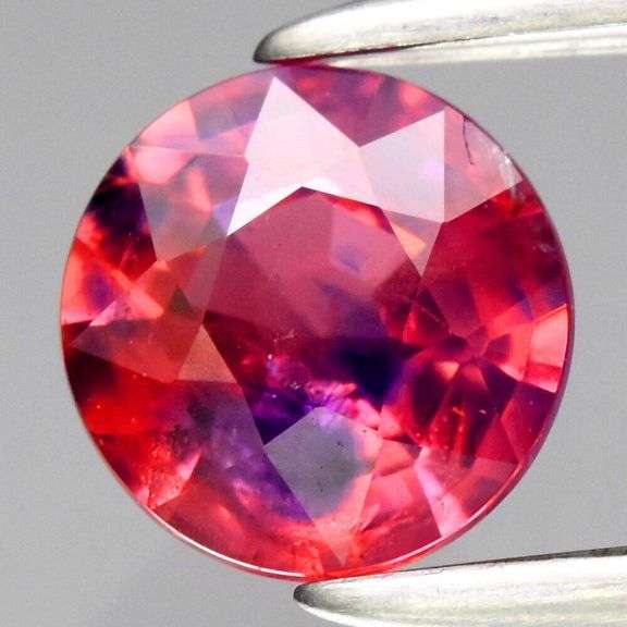 REAL! UNTREATED! Bi-color top pink .47ct Sapphire!