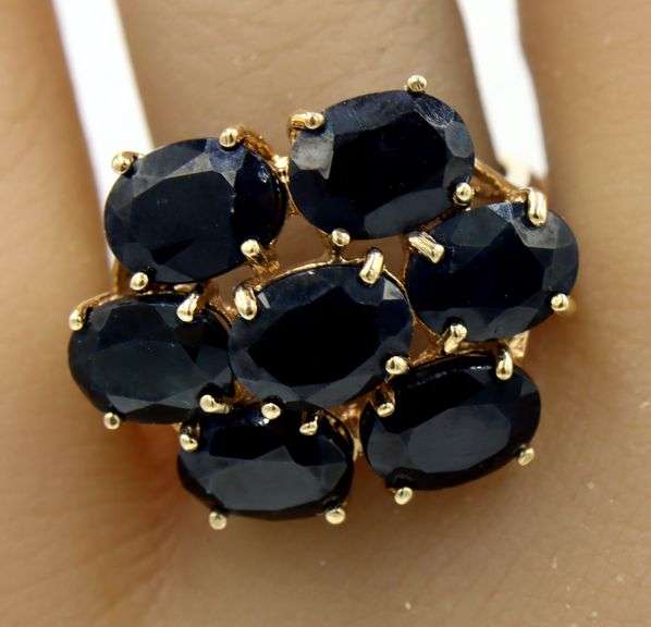 14kt Yellow gold oval black onyx cluster ring