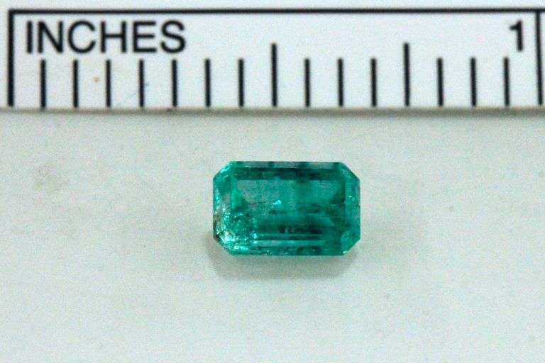 Attractive Natural Emerald Octagon