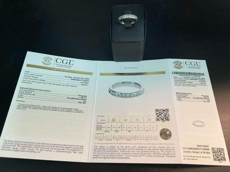CERTIFIED BRAND NEW 14K WHITE GOLD AND DIAMOND BAND