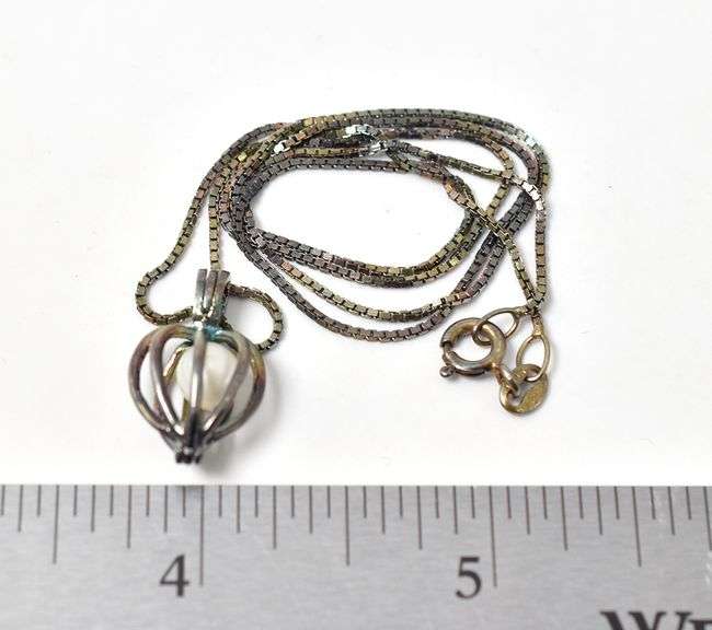 Heart Cage Pearl Necklace in Sterling Silver 4.7grams 18inch