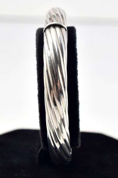 Twist Band Bracelet with Push Release Clasp in Sterling Silver 30.5grams