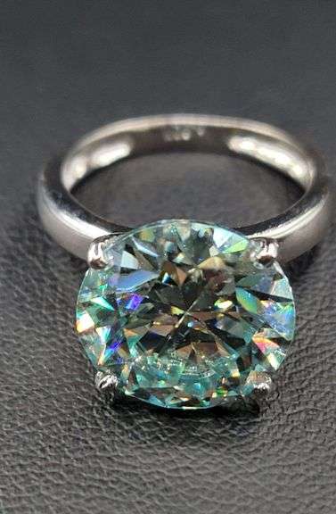 14 Kt White Gold Plate 3.5 Ct  Ice Mint Green Moissanite Ring
