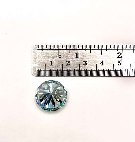 Magnificent Museum Size 19.05 Ct VVs1 Rare Near Flawless Mint Green Lab Simulated Diamond Solitaire