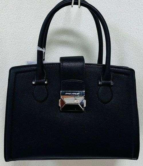New Style Hand Bag by David Jones-Paris