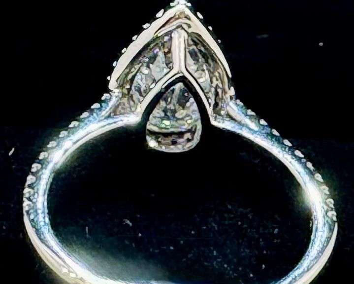 18K White Gold Lab Pear Cut Diamond Ring