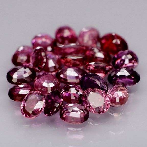 Untreated!!! 4.65ct set of pure Rubies!!!