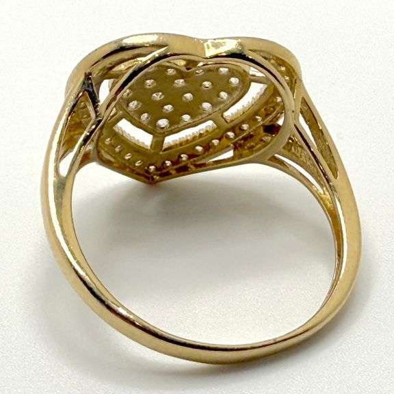 14kt Yellow Gold Heart Shaped CZ Ring