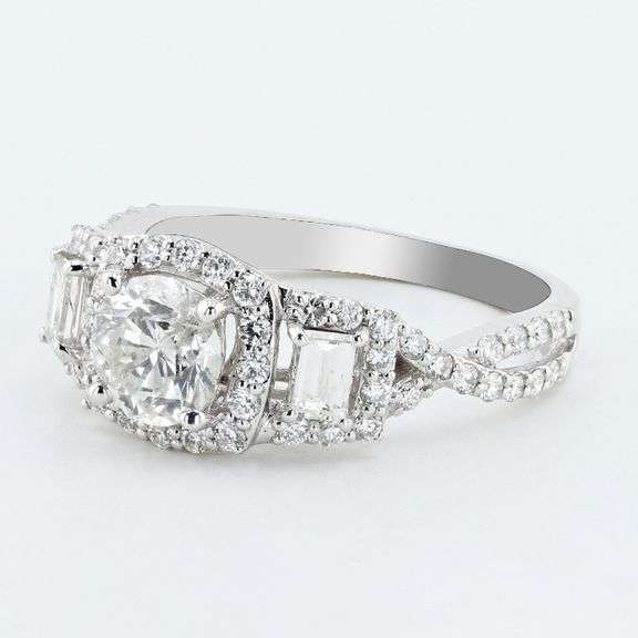 18K WHITE GOLD DIAMOND RING 1.73 C.T.W.
