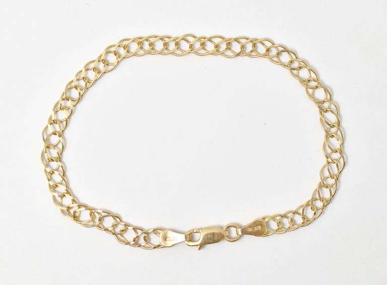 Elegant 14K Yellow Gold Chain Link Bracelet