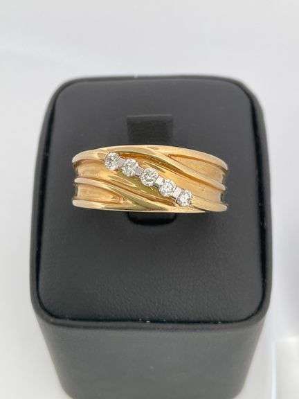 MEN'S BRAND NEW CERTIFIED 14K YELLOW GOLD DIAMOND RING