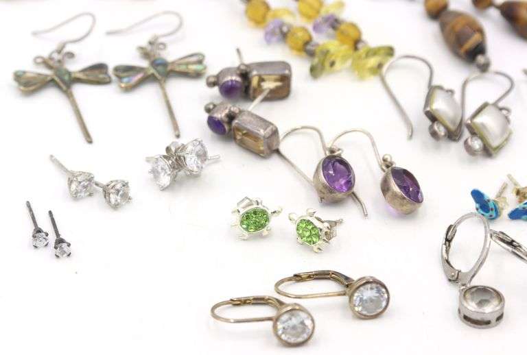 Group lot of Vintage 925 sterling silver earrings
