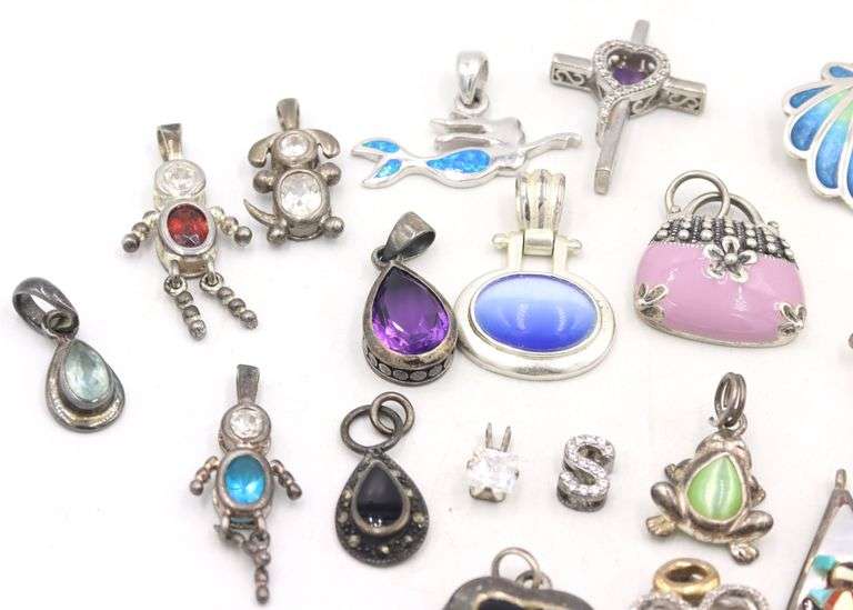 Group lot of Vintage 925 sterling silver pendants