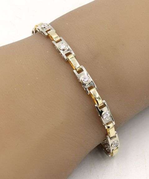 14kt White and Yellow gold 1cts round brilliant cut diamond bracelet