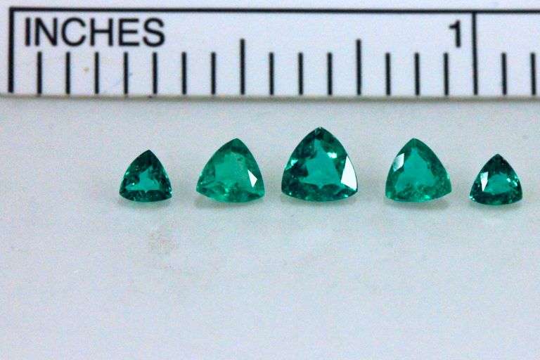 Fine Nova Era Emerald - Set of 5
