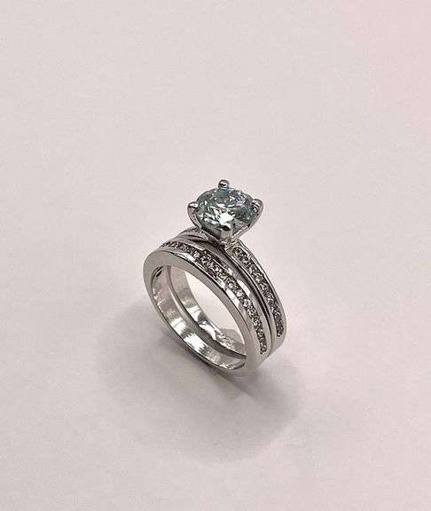 Large 3.7 Ct  VVs1 Lab Simulated Diamond 2 Band Engagement  Ring Set