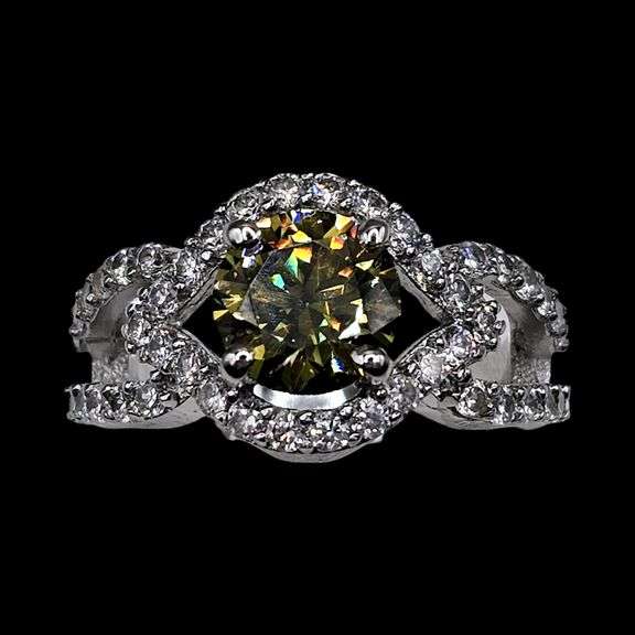 Dazzling 3.15 Ct VVs1 Green Amber Bronze Lab Diamond Ring