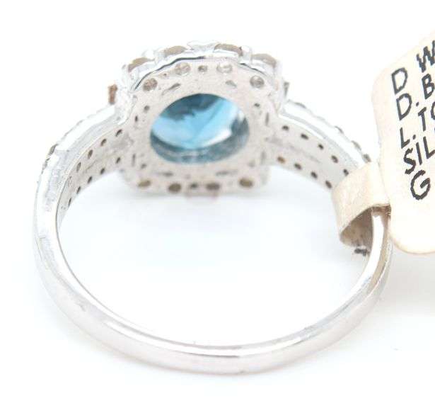 Rare Gorgeous 2.00CTS London Blue Topaz & 0.35CTW single cur faceted Diamond Ring in Sterling Silver