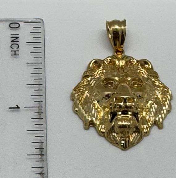 10K Yellow Gold Lion Pendant