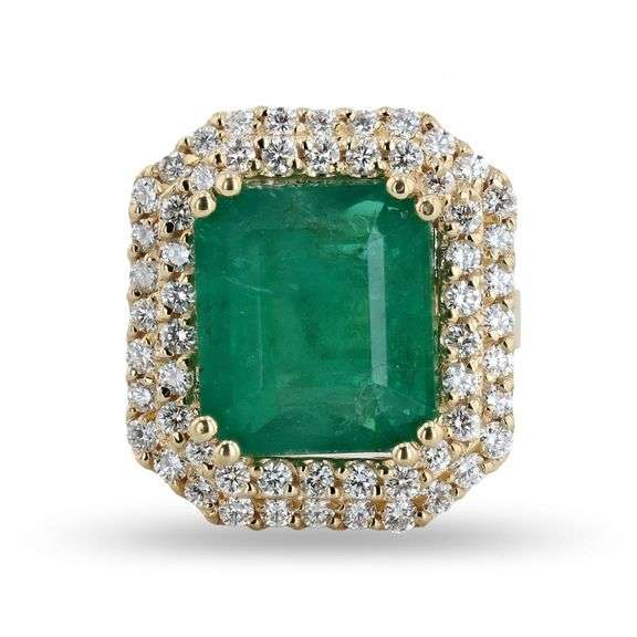 18K YELLOW GOLD EMERALD AND DIAMOND RING 10.06 C.T.W.