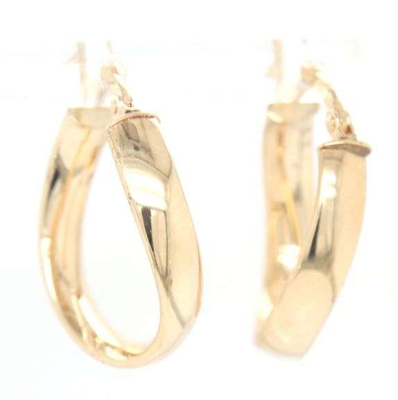 14kt Yellow gold oval hoop earrings