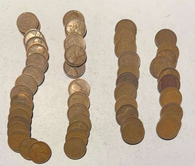 Roll of 1909 Lincoln Cents.