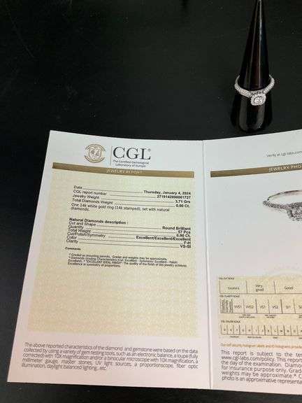 CERTIFIED 14K WHITE GOLD DIAMOND ENGAGEMENT RING