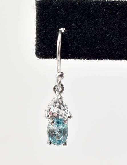 Blue Topaz Gemstone Dangle Earrings in Sterling Silver 3grams