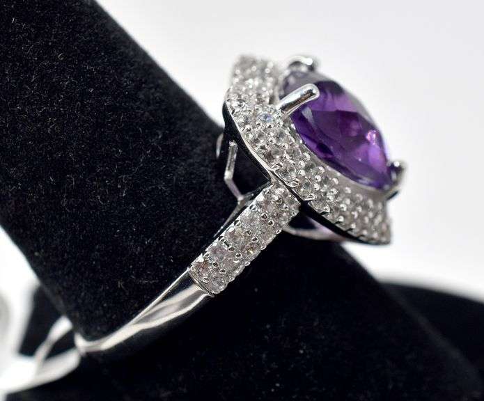 Amethyst Heart Ring in Sterling Silver 5.8grams Size 9