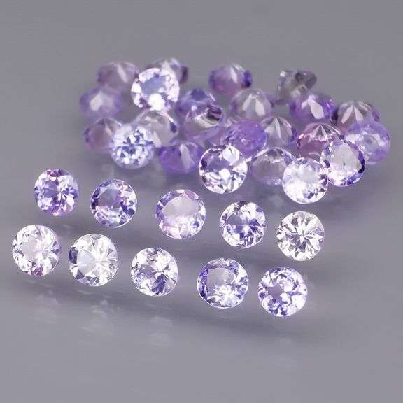 Sparkling 4.06ct 20 piece Tanzanite set