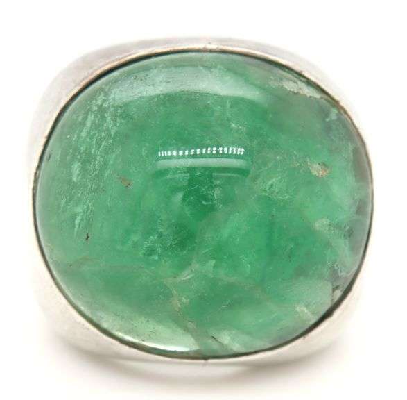 925 Sterling silver green stone ring