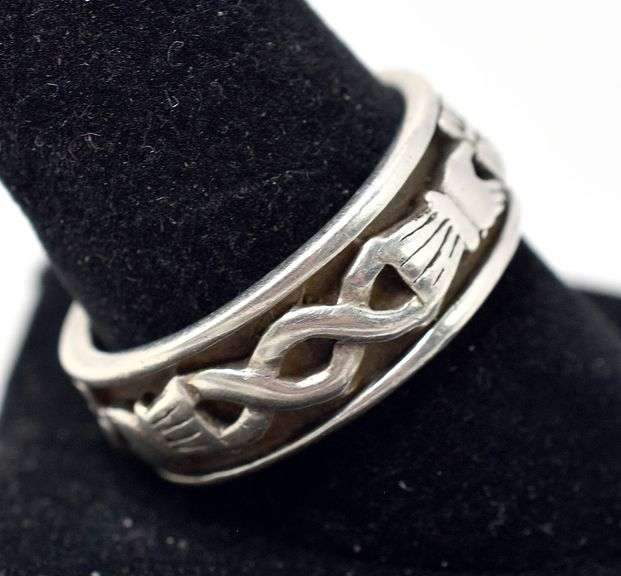 Hand and Heart Ring in Sterling Silver 9.6grams Size 10