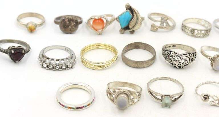 Group lot of Vintage 925 sterling silver rings