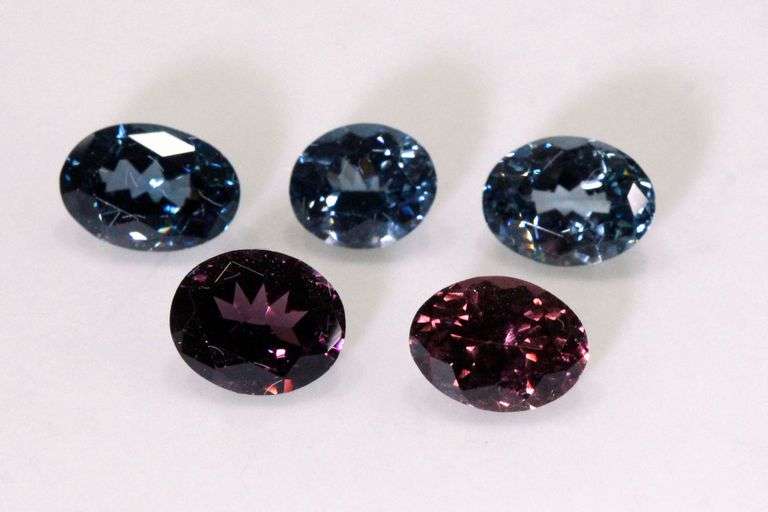 Jeweltone Natural Spinel - Lot of 5