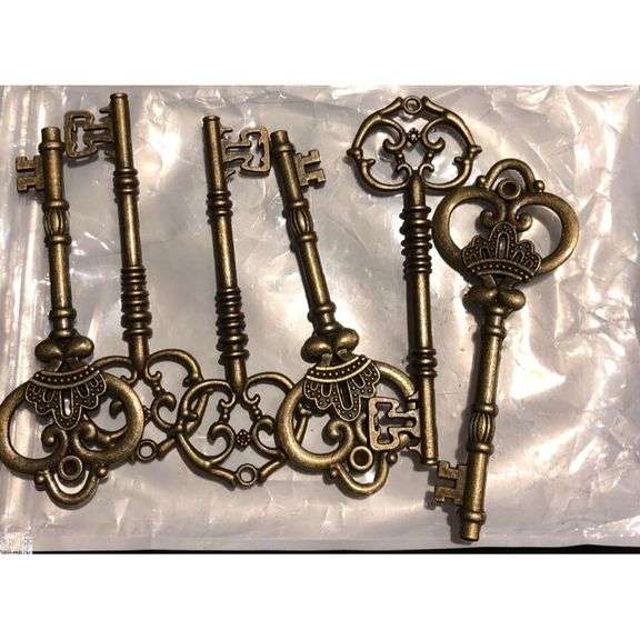 20 Rustic Extra Large Skeleton Keys