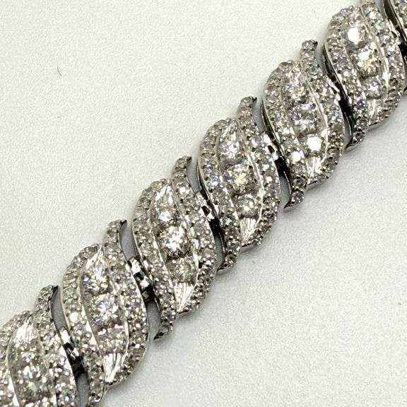 14k White Gold Diamond Chain Bracelet
