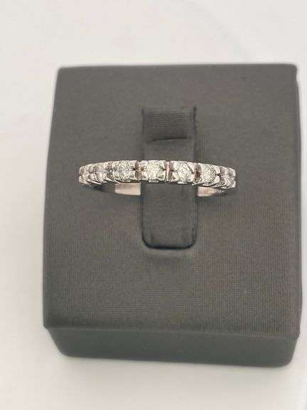 LADIES 14K WHITE GOLD AND DIAMOND BAND