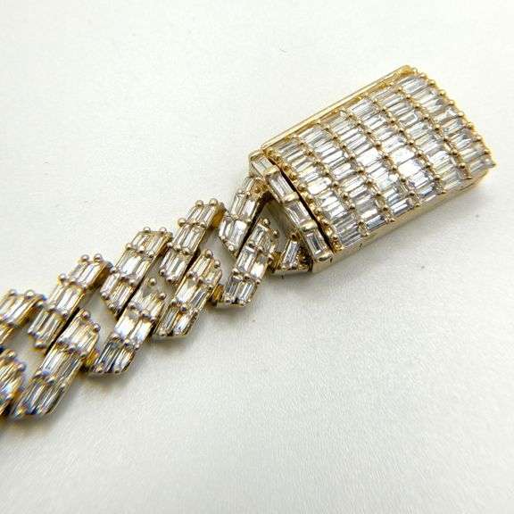 10k Gold Curb Chain Bracelet with Baguette Diamonds